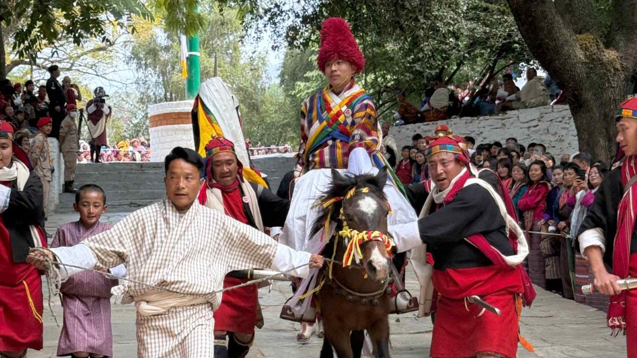 ပျော်ရွှင်စရာကောင်းသော ဘူတန်နိုင်ငံသို့ ခရီးသွားခြင်း
